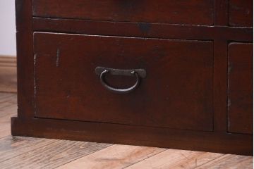 アンティーク家具　和製アンティーク　引き出し24杯付き!古い木の大きな収納棚