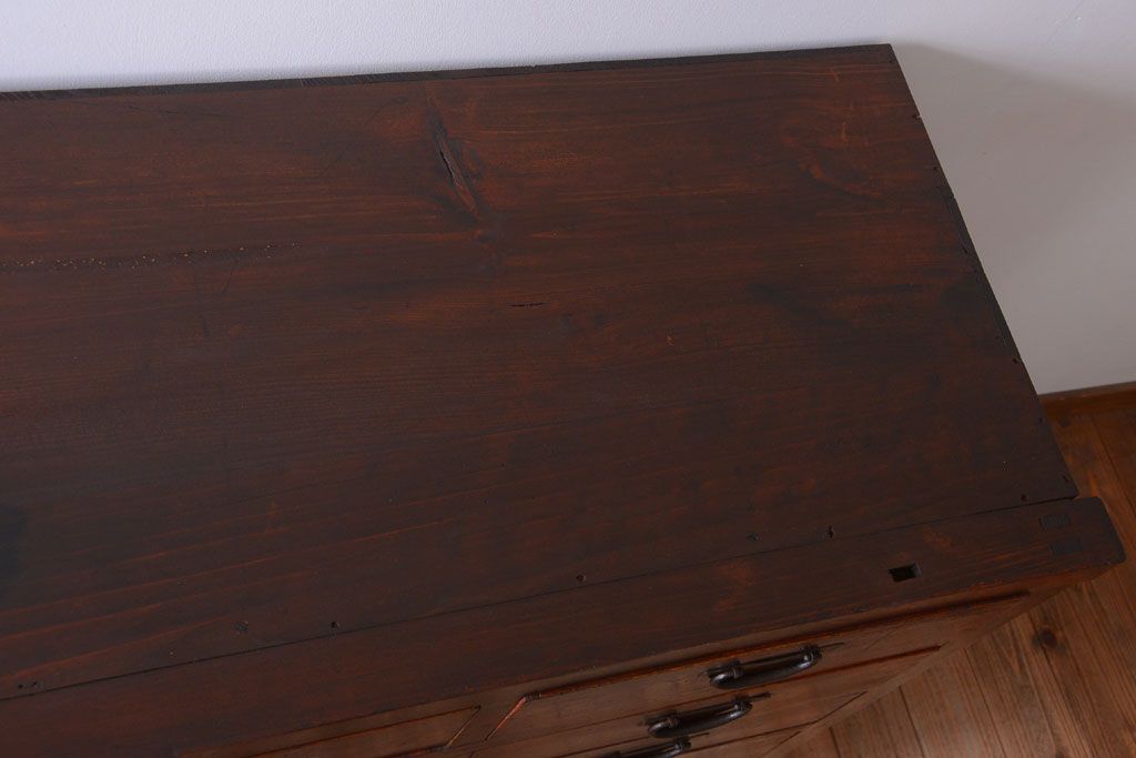 アンティーク家具　和製アンティーク　引き出し24杯付き!古い木の大きな収納棚