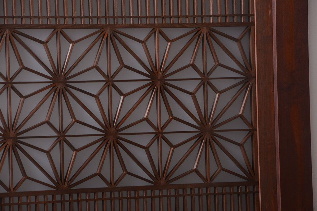 和製アンティーク　組子入り!古い木の上品なすりガラス帯戸