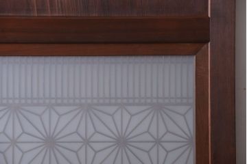 和製アンティーク　組子入り!古い木の上品なすりガラス帯戸