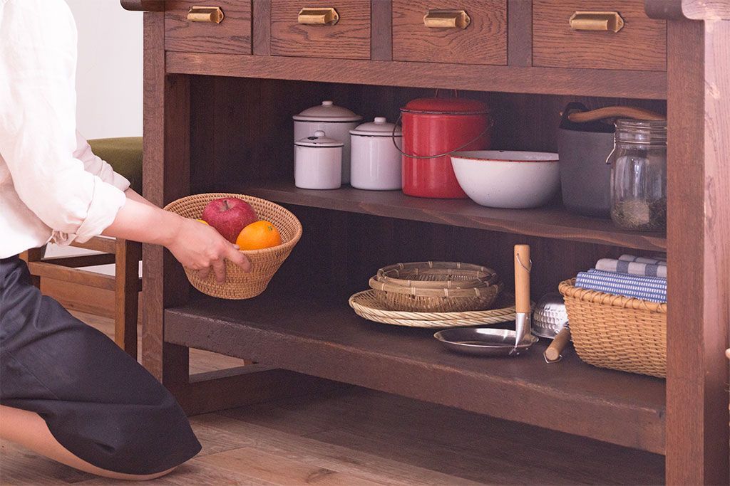 アンティーク家具　和製アンティーク　骨太で重厚な古い木製の作業台(カウンターテーブル)(3)