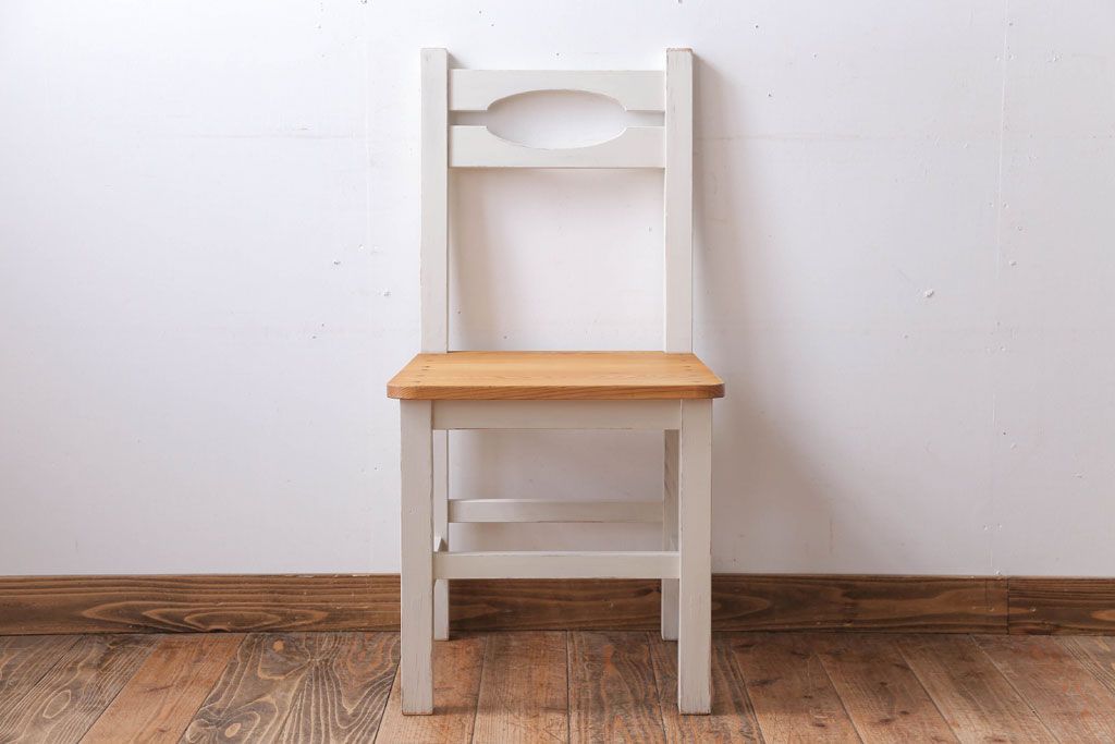 アンティーク家具　アンティークペイント　おしゃれな木製チェア(椅子)(1)