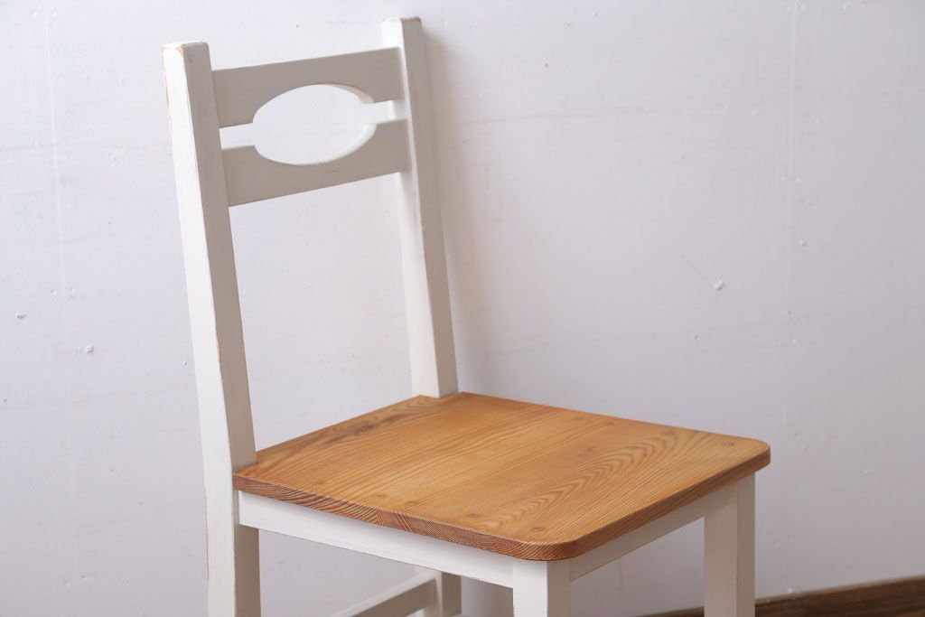 アンティーク家具　アンティークペイント　おしゃれな木製チェア(椅子)(1)