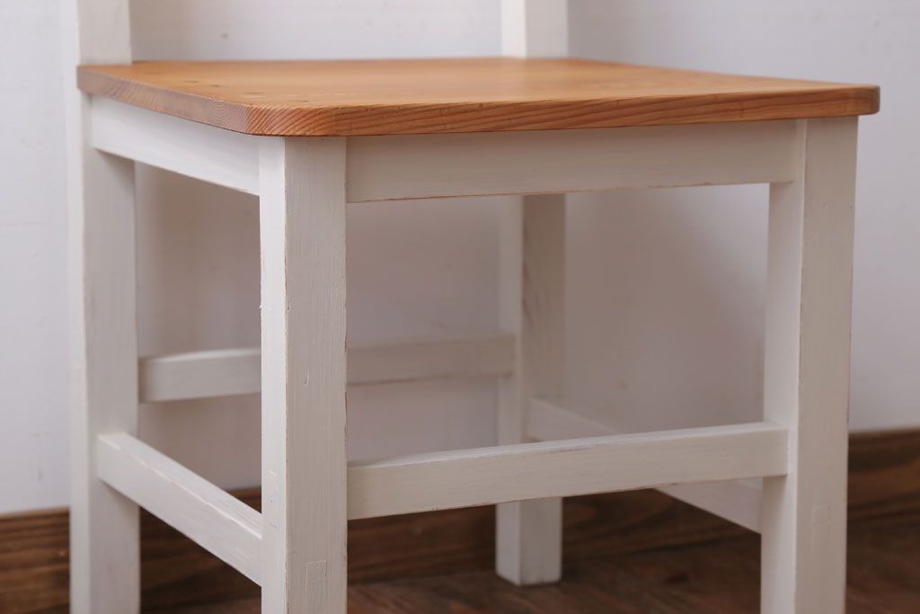 アンティーク家具　アンティークペイント　おしゃれな木製チェア(椅子)(1)