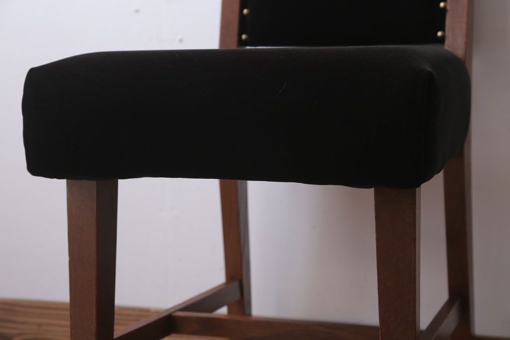 レトロ家具　アンティーク　レトロでおしゃれなチェア(椅子)(1)