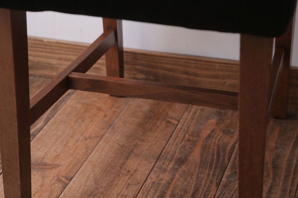 レトロ家具　アンティーク　レトロでおしゃれなチェア(椅子)(1)