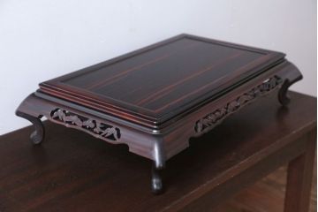 中古　民芸家具　松竹梅の透かし彫り!唐木の花台