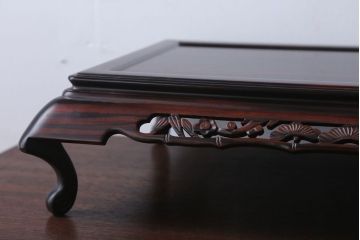 中古　民芸家具　松竹梅の透かし彫り!唐木の花台