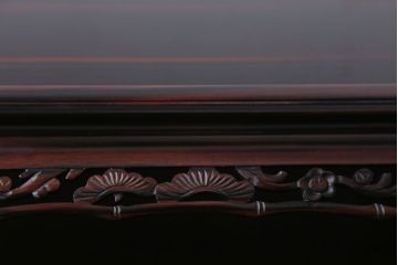 中古　民芸家具　松竹梅の透かし彫り!唐木の花台