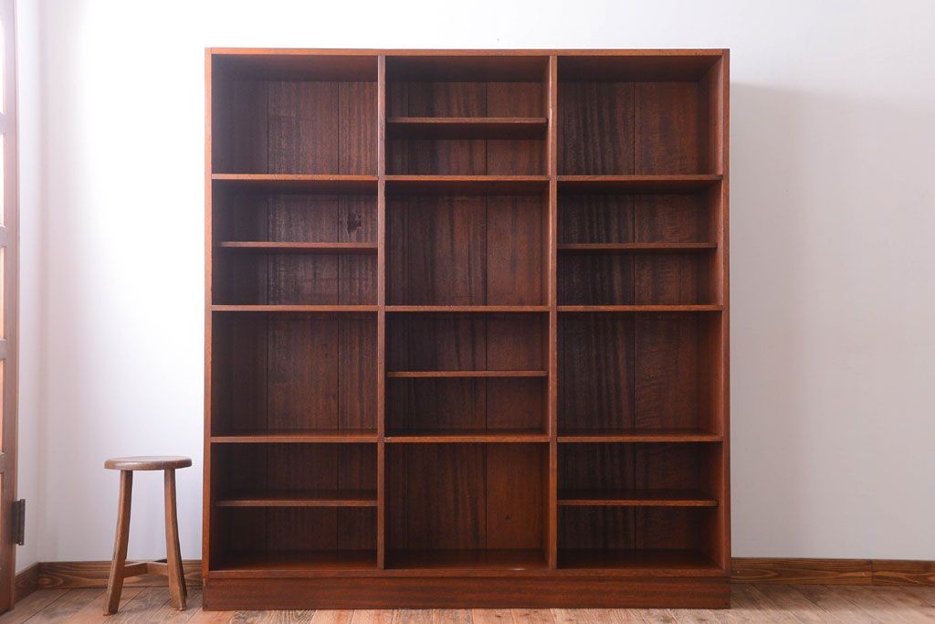 アンティーク家具　和製アンティーク　特大サイズ!古い木の重厚な縦型マス目棚(3)