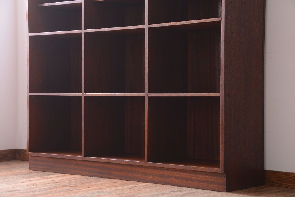 アンティーク家具　和製アンティーク　特大サイズ!古い木の重厚な縦型マス目棚(3)