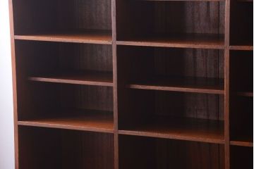 アンティーク家具　和製アンティーク　特大サイズ!古い木の重厚な縦型マス目棚(3)