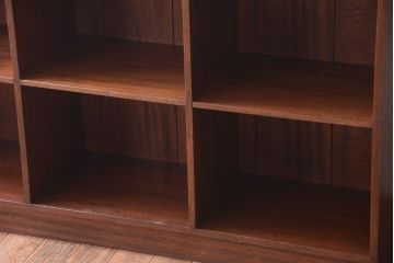 アンティーク家具　和製アンティーク　特大サイズ!古い木の重厚な縦型マス目棚(3)