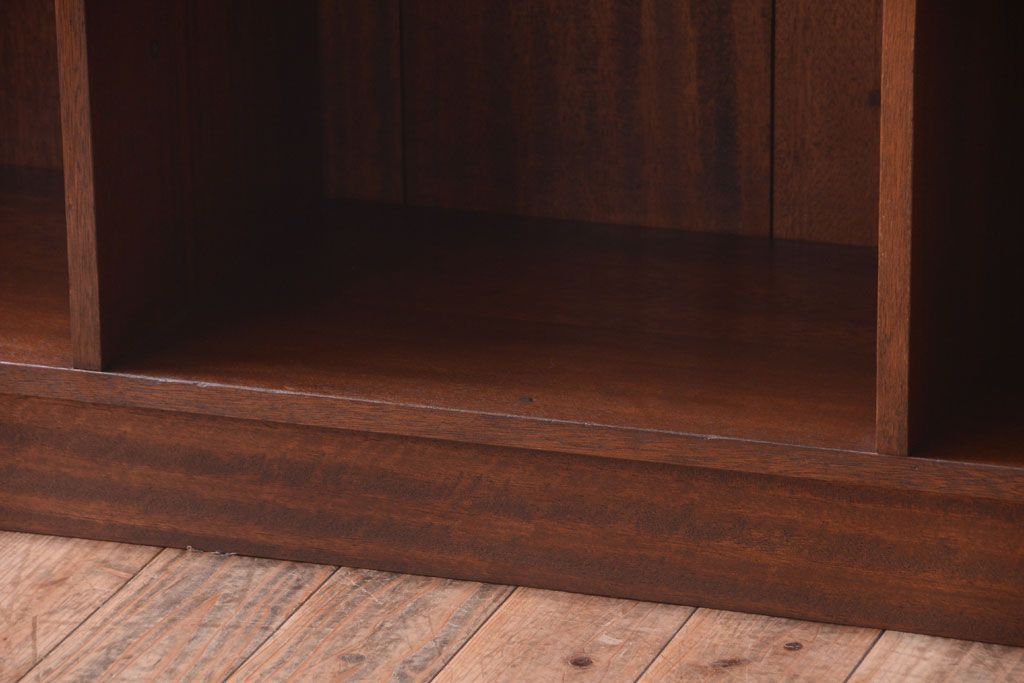 アンティーク家具　和製アンティーク　特大サイズ!古い木の重厚な縦型マス目棚(3)