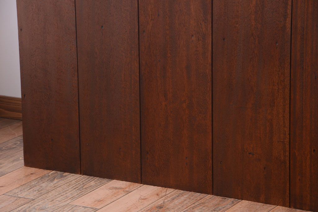 アンティーク家具　和製アンティーク　特大サイズ!古い木の重厚な縦型マス目棚(3)