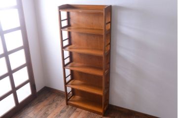 レトロ家具　和製アンティーク　レトロな古い木製の本棚