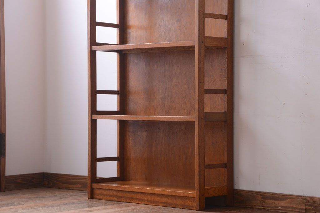 レトロ家具　和製アンティーク　レトロな古い木製の本棚