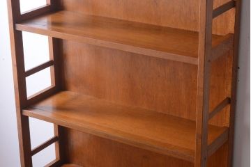 レトロ家具　和製アンティーク　レトロな古い木製の本棚