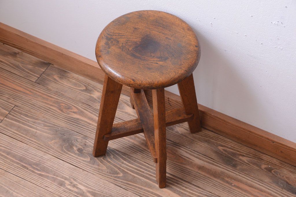 アンティーク家具　アンティーク　古い木のシンプルな丸スツール(3)