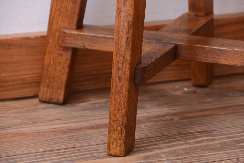 アンティーク家具　アンティーク　古い木のシンプルな丸スツール(3)