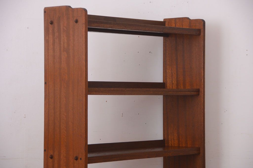 アンティーク家具　和製アンティーク シンプルなデザインの古い本棚(2)