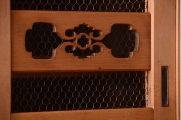 アンティーク家具　古民具・骨董　丸桟仕上げのアンティーク重ね木味水屋箪笥