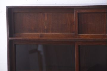 アンティーク家具　和製アンティーク　高級品!三方桑材の茶箪笥(茶棚・収納棚)