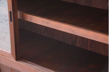 アンティーク家具　古民具・骨董　結霜ガラス引き戸のアンティーク水屋箪笥