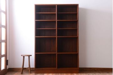 アンティーク家具　和製アンティーク　縦型!古い木の重厚な特大マス目棚(収納棚、飾り棚)