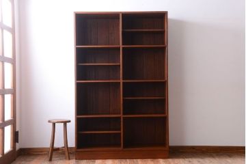 アンティーク家具　和製アンティーク　縦型!古い木の重厚な特大マス目棚(収納棚、飾り棚)