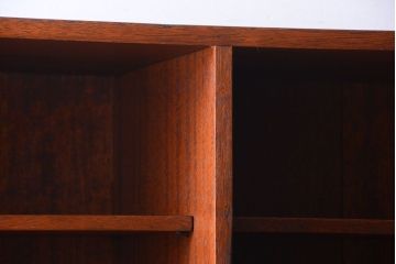 アンティーク家具　和製アンティーク　縦型!古い木の重厚な特大マス目棚(収納棚、飾り棚)