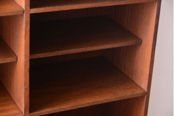 アンティーク家具　和製アンティーク　縦型!古い木の重厚な特大マス目棚(収納棚、飾り棚)