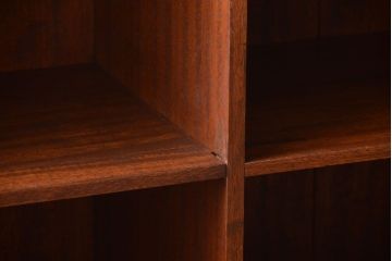 アンティーク家具　和製アンティーク　縦型!古い木の重厚な特大マス目棚(収納棚、飾り棚)