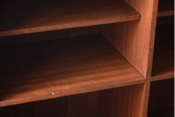 アンティーク家具　和製アンティーク　縦型!古い木の重厚な特大マス目棚(収納棚、飾り棚)