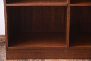 アンティーク家具　和製アンティーク　縦型!古い木の重厚な特大マス目棚(収納棚、飾り棚)