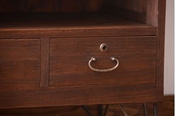 アンティーク家具　和製アンティーク　鉄脚付き!古い木の3杯引き出しローボード