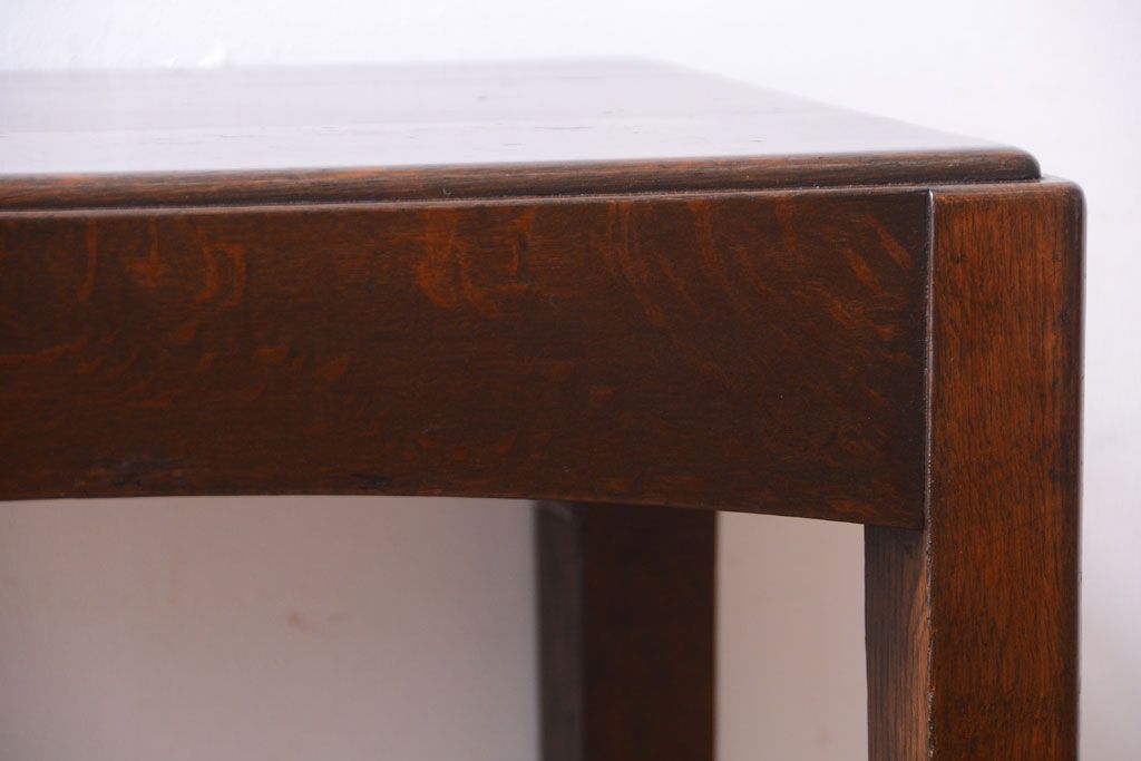 アンティーク家具　和製アンティーク　日本楽器(YAMAHA)製　ナラ材のサイドテーブル(飾り台)