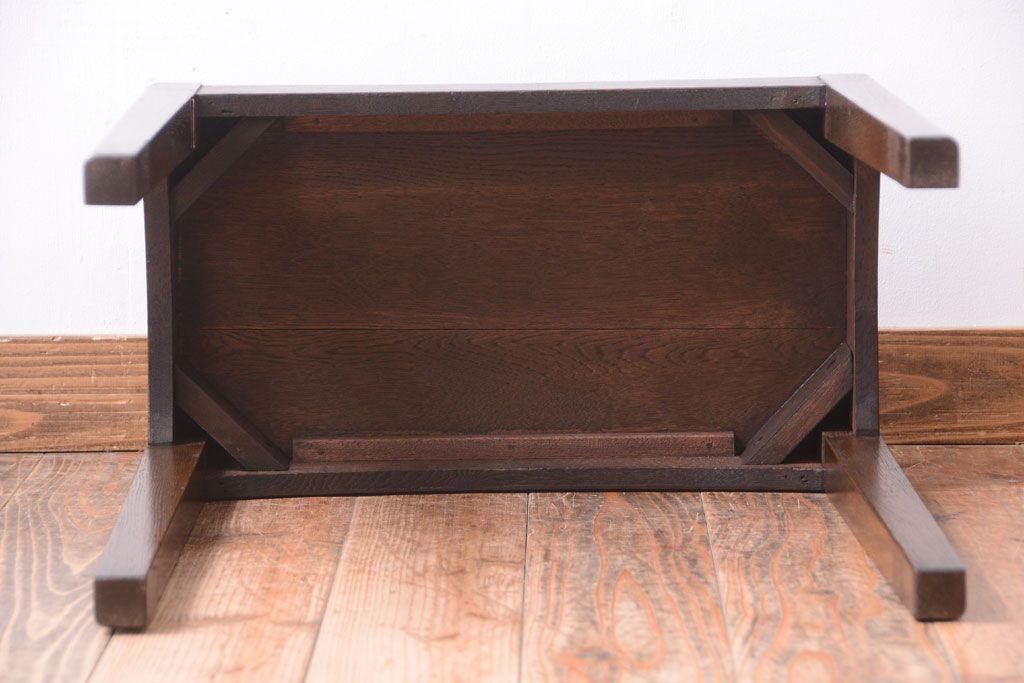 アンティーク家具　和製アンティーク　日本楽器(YAMAHA)製　ナラ材のサイドテーブル(飾り台)