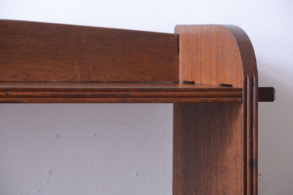 アンティーク家具　和製アンティーク　古い木の楔(くさび)式本棚(ブックシェルフ)