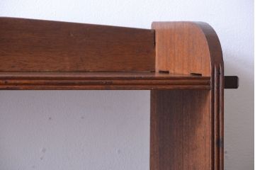 アンティーク家具　和製アンティーク　古い木の楔(くさび)式本棚(ブックシェルフ)