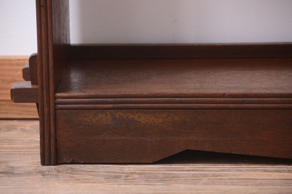 アンティーク家具　和製アンティーク　古い木の楔(くさび)式本棚(ブックシェルフ)