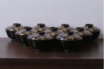 アンティーク雑貨　アンティーク　大正〜昭和初期　鶴亀の図　沈金蒔絵木製椀9客