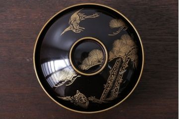 アンティーク雑貨　アンティーク　大正〜昭和初期　鶴亀の図　沈金蒔絵木製椀9客