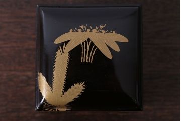 アンティーク雑貨　アンティーク　大正〜昭和初期　木製蒔絵小箱(漆器)