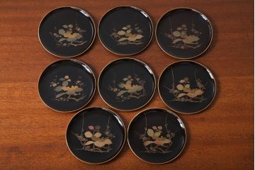 アンティーク雑貨　アンティーク　古い蒔絵の木製皿　8枚セット(漆器)