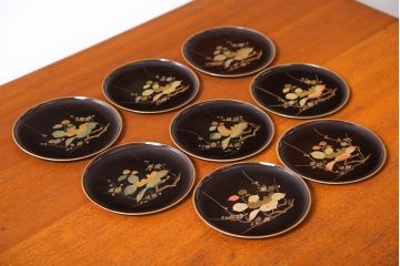 アンティーク雑貨　アンティーク　古い蒔絵の木製皿　8枚セット(漆器)