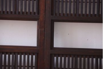 古民具・骨董　裏障子付き!古い木のガラス帯格子戸2枚セット