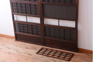 古民具・骨董　裏障子付き!古い木のガラス帯格子戸2枚セット