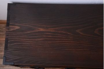 アンティーク家具　古民具・骨董　厚手金具の時代箪笥ローボード(1)