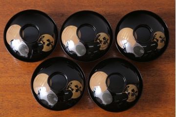 アンティーク雑貨　アンティーク　大正〜昭和初期　輪島塗木製蒔絵椀5客(1)